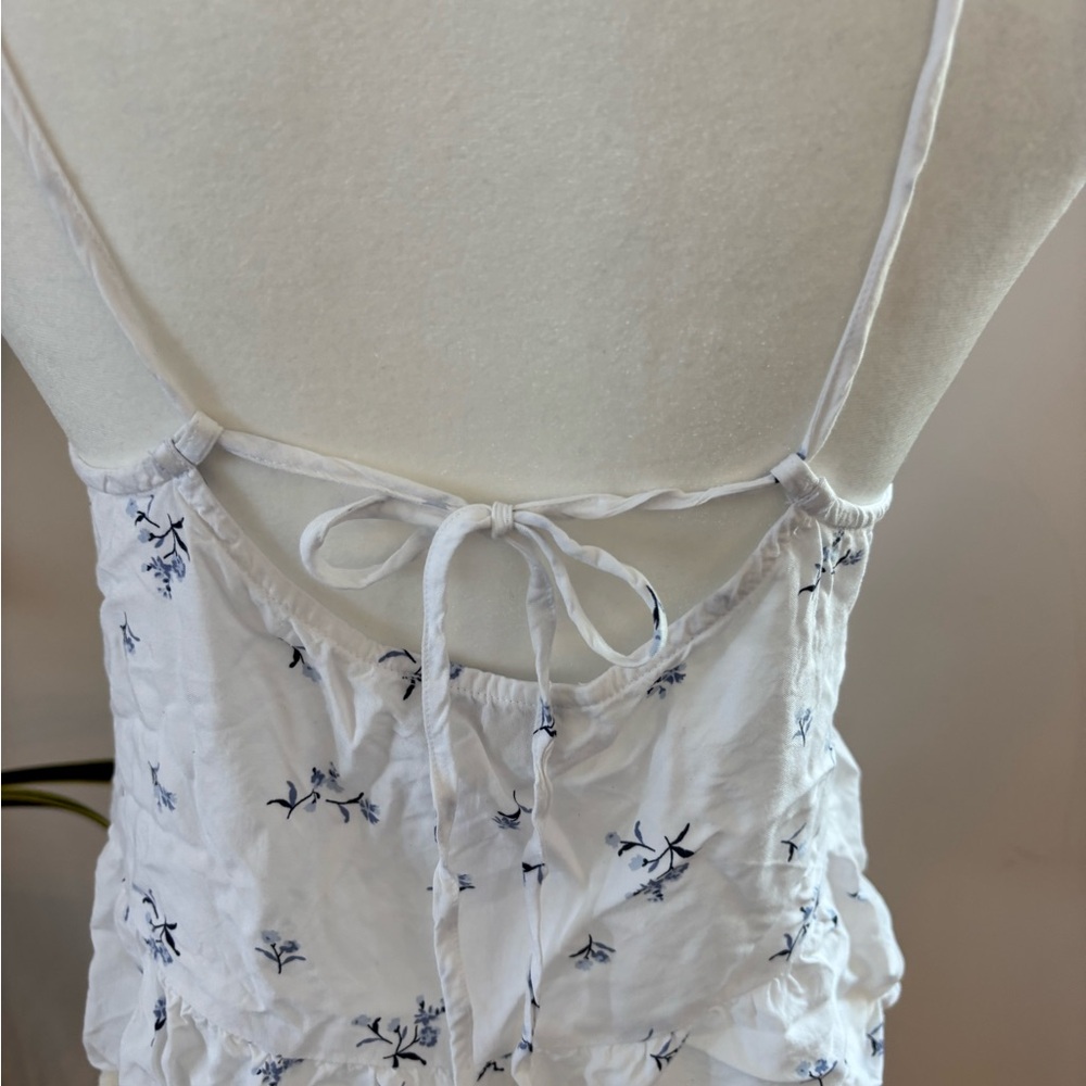 Hollister White Camisole with Blue Floral Print - Picture 3 of 4
